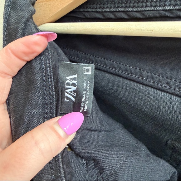 Zara Men's Dark Charcoal Slim Jeans - Picture 10 of 15